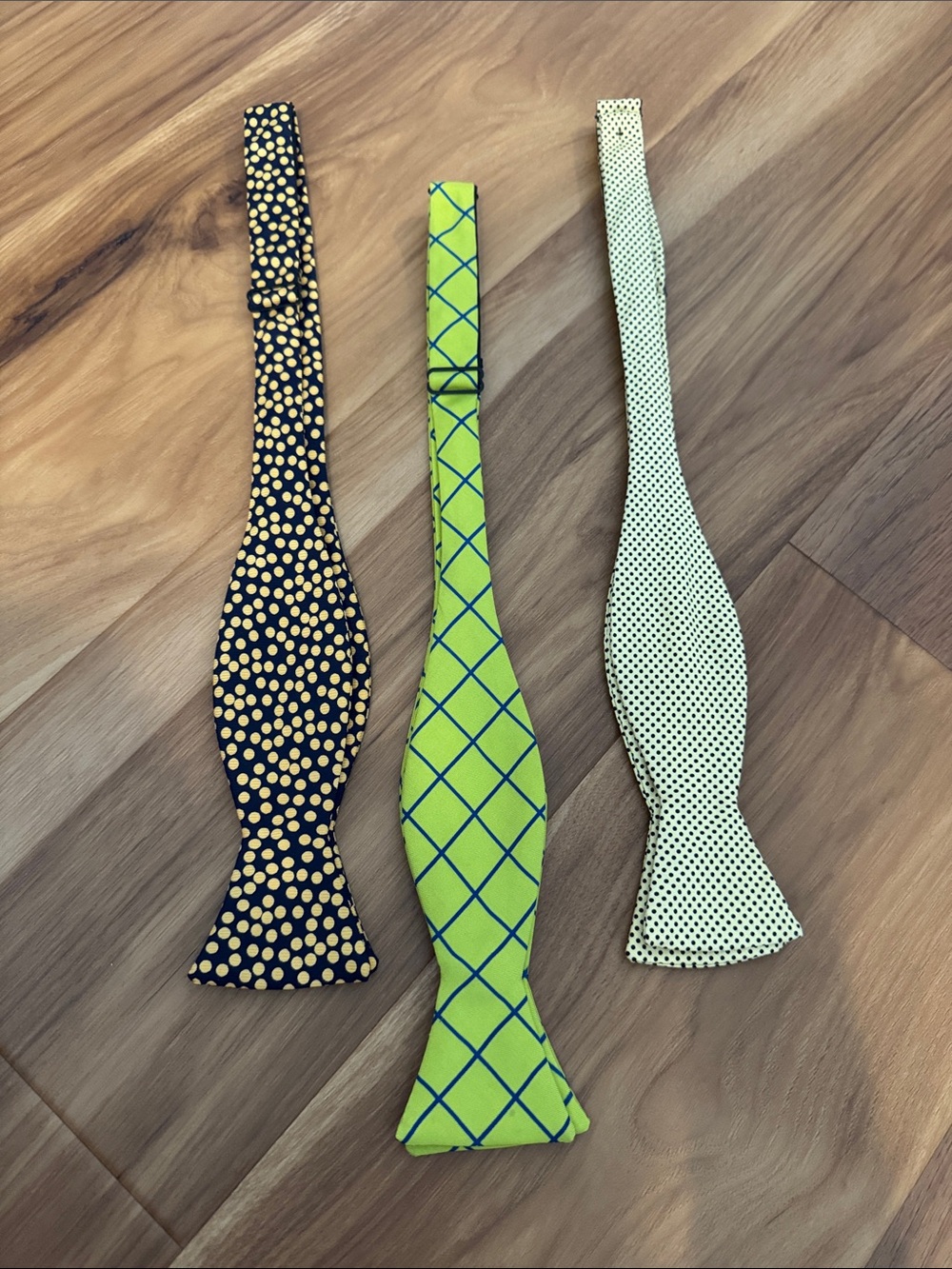 Bundle of 3 - R. Hanauer Silk Adjustable Bow Ties Blue / Gold / Black / Green